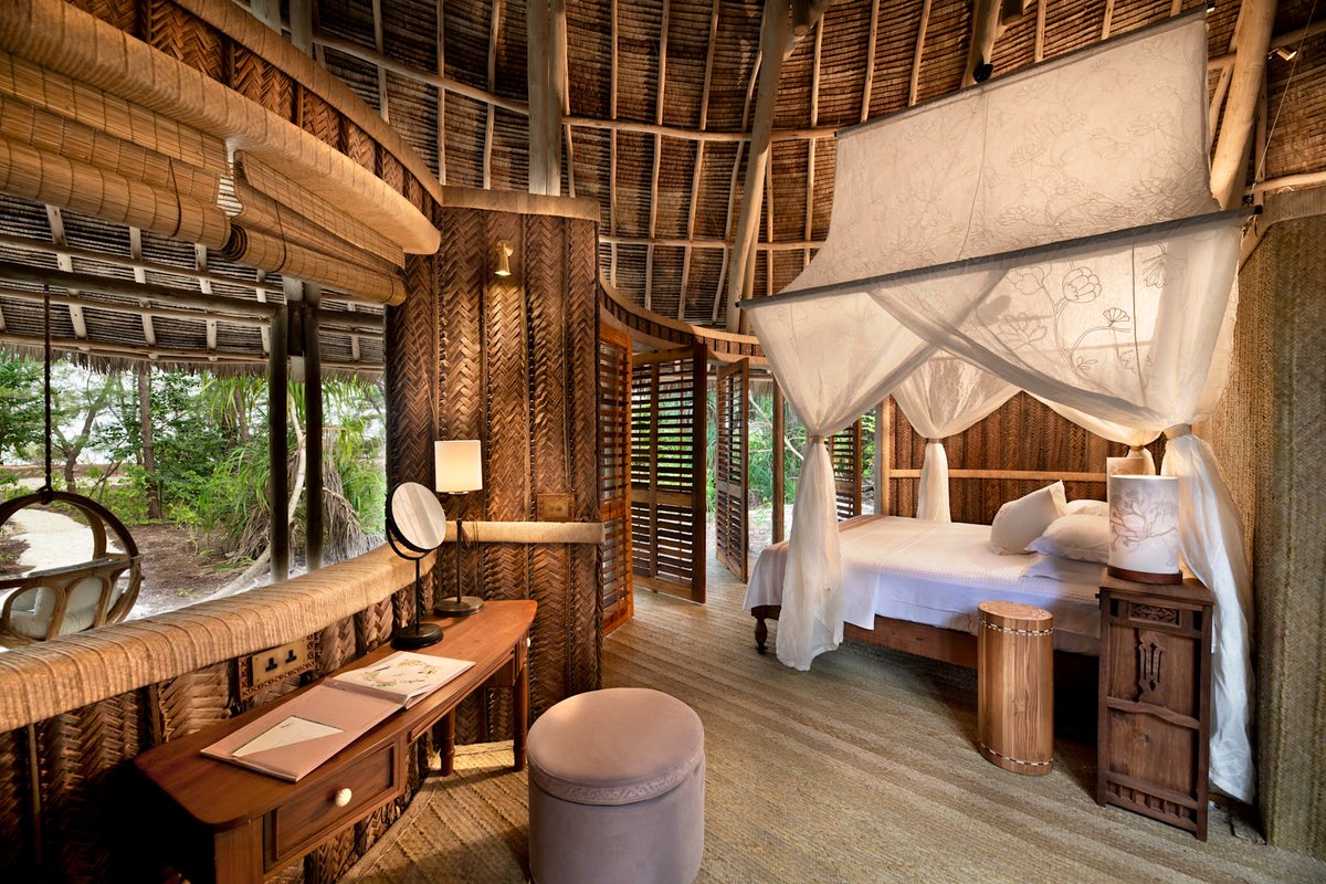 travel4bubbles's tweet photo. Just off the coast of Zanzibar, this private island escape is the ultimate barefoot luxury experience.
#andbeyond #luxurytravel #mnembaisland #seewhatliesbeyond #sovirtuoso #virtuosotravel #zanzibar
#wellsluxurytravel https://t.co/j1cNrsMoKu