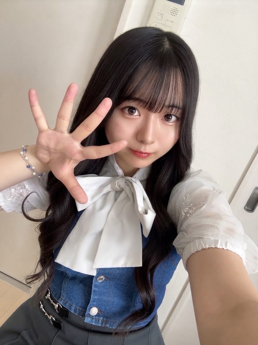 mahime_0430's tweet photo. 10月もよろしくね〜!¨̮⃝
今月のライブ情報🎤❤︎
10/11(日) GENKIFESTIVAL
場所:野呂水産
10/25(日) ストリートライブ
場所:鈴鹿ハンター
#CHERISHTIE #Mahime #MeLfy #四日市イベント #ライブイベント https://t.co/37Q9C22WrK
