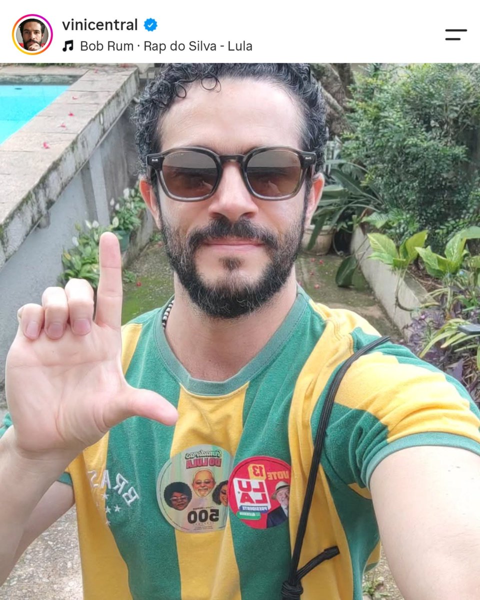 GiuliMedrado's tweet photo. Dora ensinou ele direitinho: Vinícius de Oliveira, o Josué de Central do Brasil, vota em Lula. ♥️⭐ https://t.co/xw89MwkCxY
