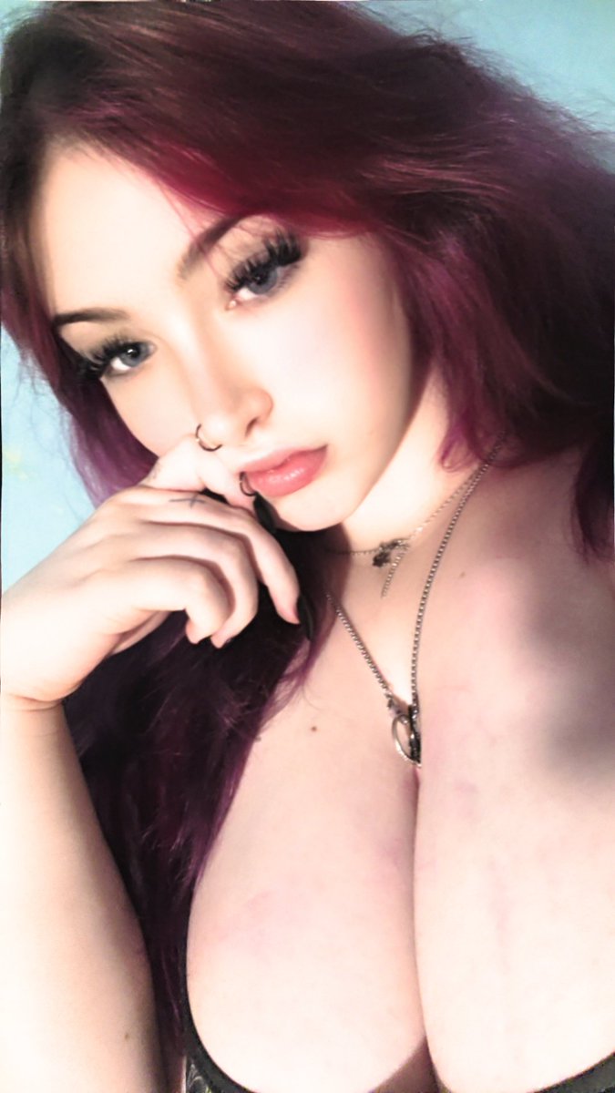 vampblx0d's tweet photo. https://t.co/dQ3b8HCKk5