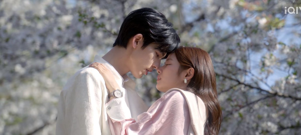 bluemoon_zy's tweet photo. Definitely added to my rewatch list over the years, this drama is such a comfort hug that heals the heart 🩷
#TheBestThing https://t.co/wJAvXlGYW7