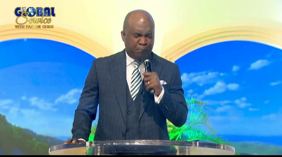 LoveworldRadio's tweet photo. WE ARE PRAYING NOW‼️

The Global Communion Service With Pastor Chris. 

Stay Connected to👇

https://t.co/e4OcAObhXX

Download the Loveworld Radio App👇

https://t.co/Uuwz1IZMKy

https://t.co/sFA35texZ2

#GCS
#Loveworldradio https://t.co/aZC4ZPFS7B