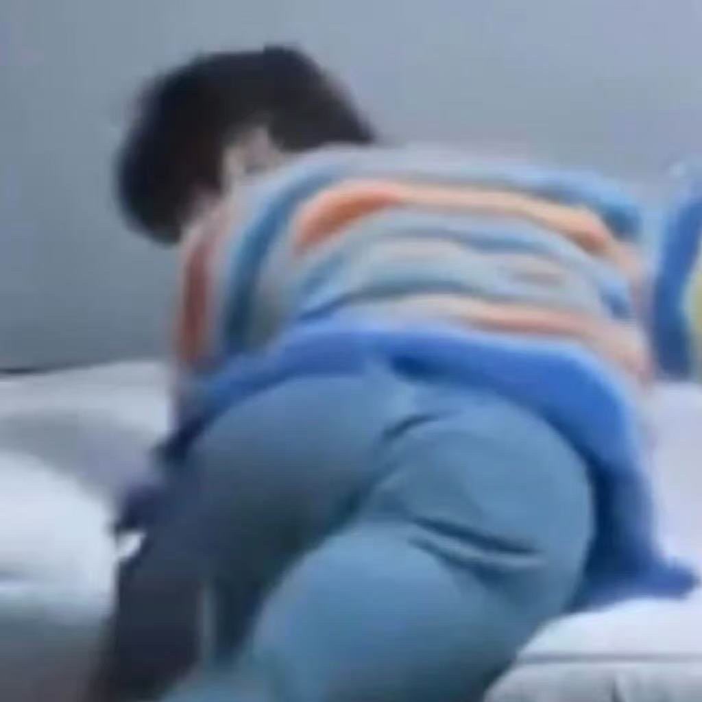 Annygregwucb's tweet photo. 母鸡朱志鑫的粉逼洞正在疯狂喷射我射进去的黏糊糊白精和一大泡骚尿 这个本臭屌专属肉便器的屁眼和逼差点被白浆黄尿糊死了🚬
等等，怎么还排了两颗鸡卵？ https://t.co/kgkGdiyibX