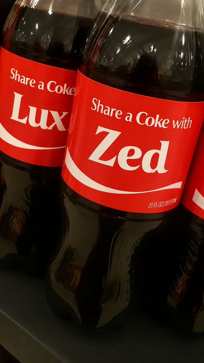 Acervo_Zed's tweet photo. Share a Coke https://t.co/Rwv3jxWAYh