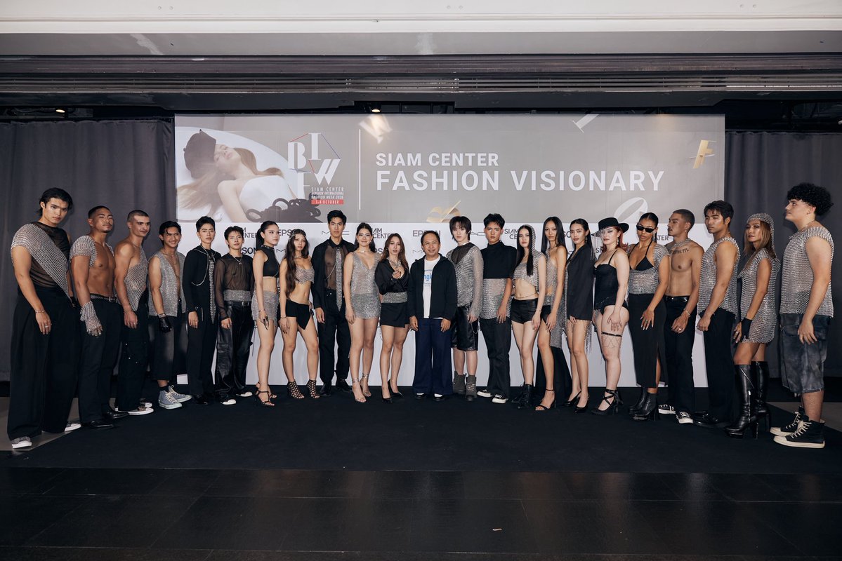 KieraSelbeBrand's tweet photo. FORGED ADORNMENT | KIERA SELBE BIFW 2026

หลังจากเตรียมงานกันมาหลายเดือน
วันนี้ FORGED ADORNMENT ได้เกิดขึ้นจริงบน Runway แล้วว 🔥

ขอบคุณทุกคนที่ร่วมทำให้โชว์ครั้งนี้เกิดขึ้น
ทั้งทีมงาน ���างแบบ นายแบบ ศิลปิน ช่างแต่งหน้า ช่างผม ช่างภาพ และทีมเบื้องหลังทุกคน 💙

ขอบคุณ Siam Center สำหรับพื้นที่และขอบคุณทุกคนที่มาร่วมชม มาให้กำลังใจ และมาเจอกันในวันนี้ ขอบคุณที่เป็นส่วนหนึ่งของช่วงเวลานี้กับเรา 💙🙏🏼

We made it.
And this is only the beginning.⛓️🔥

#KieraSelbeRunway2026 #ForgedAdornment #BIFW2026 #SiamCenterBIFW2026
#SiamCenterBIFW2026xKONG
#KieraselbexCharlett
#SiamCenterBIFW2026 #BIFW2026 #SiamCenter @kongjiro_ @DomundiTV