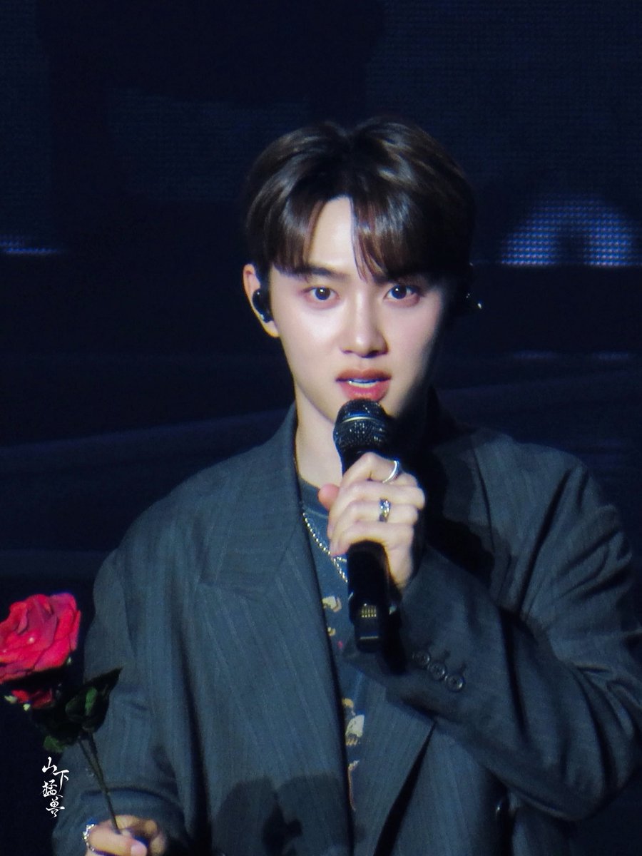 CaptainLi666's tweet photo. 20261003 DAY OFF📷
🌹

#도경수 #DOHKYUNGSOO #KYUNGSOO #都暻秀 #DO(D.O.) 
@weareoneEXO
@DOHKYUNGSOO_X https://t.co/JCWFEUAN0b
