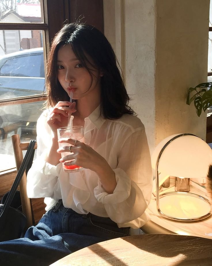 biiiimine's tweet photo. Autumn always gives such a nice vibe, love it https://t.co/yuJyxKjPb7