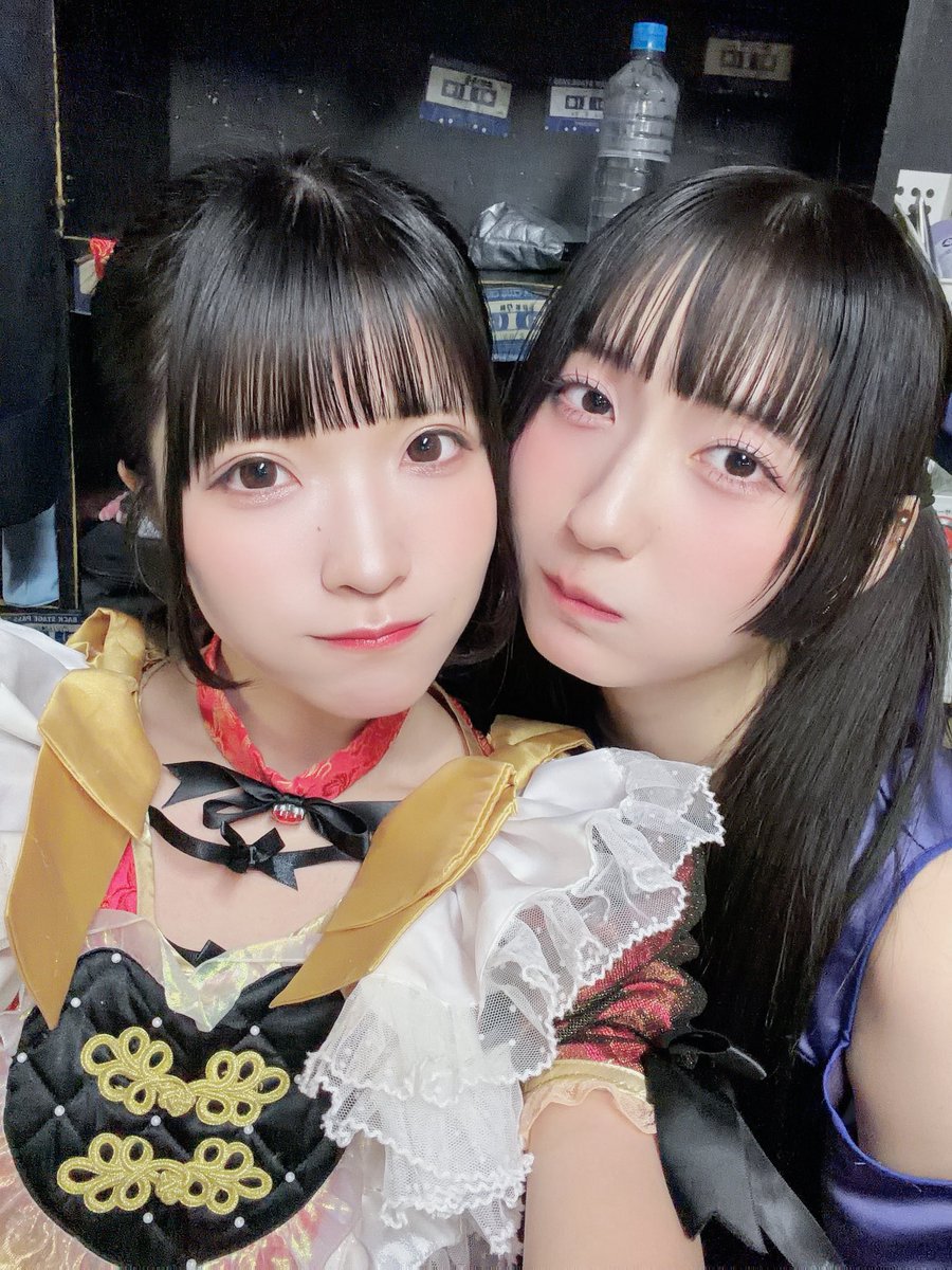 yui_ppppphm's tweet photo. でからぶけこちゃん🫶🏻

今日久々会えて本当に嬉しかったミーチュー2回ともけこちゃんだったゆいぽんいるからツインテールしてくれてたゆいぽんが好きな曲いっぱい聴けて嬉しかった元気もらったよありがとうありがとうまた絶対ツーマンしようねだいすきだいすきありがとう https://t.co/PertYnkUN1