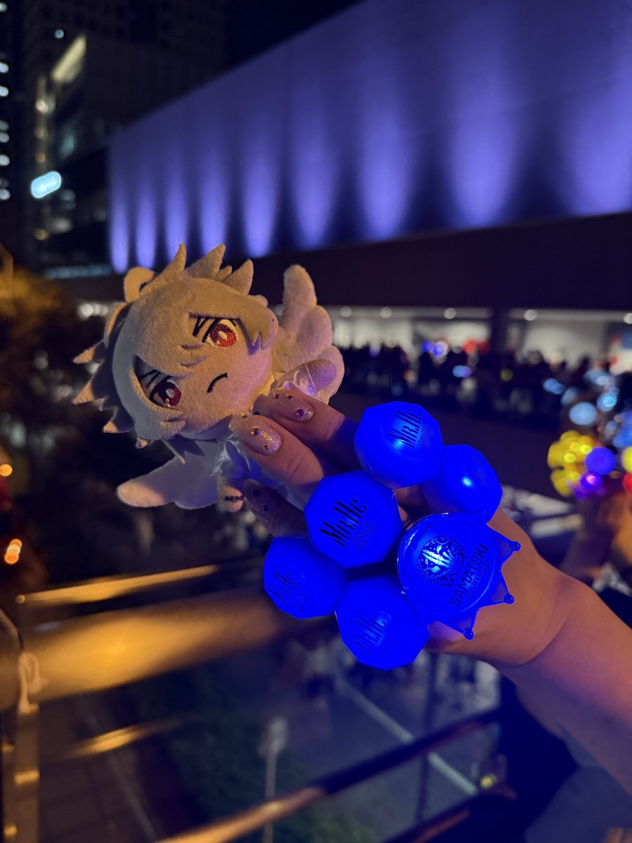 cocoropDDD's tweet photo. 観音坂ァ！に今日��会えました🫶🏻オタクと話したいことありすぎたのでまたこんどお話ししてください🫶🏻
そしてたのしいライブすぎた〜〜〜😭✨
気が狂って終わりになりました、ありがとうすきです😇 https://t.co/ATaVWyK2Xm