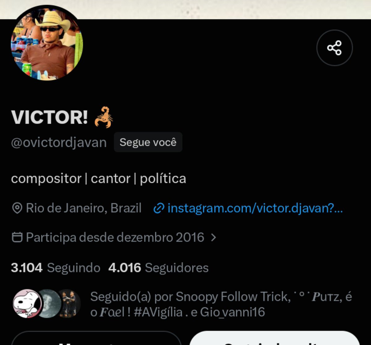 bigoodudaa's tweet photo. moots, vces tão seguindo alguem que segue o Bolsonaro, acabei de descobrir 😭
o @ dele é @/ovictordjavan https://t.co/0fwPcHkjBJ