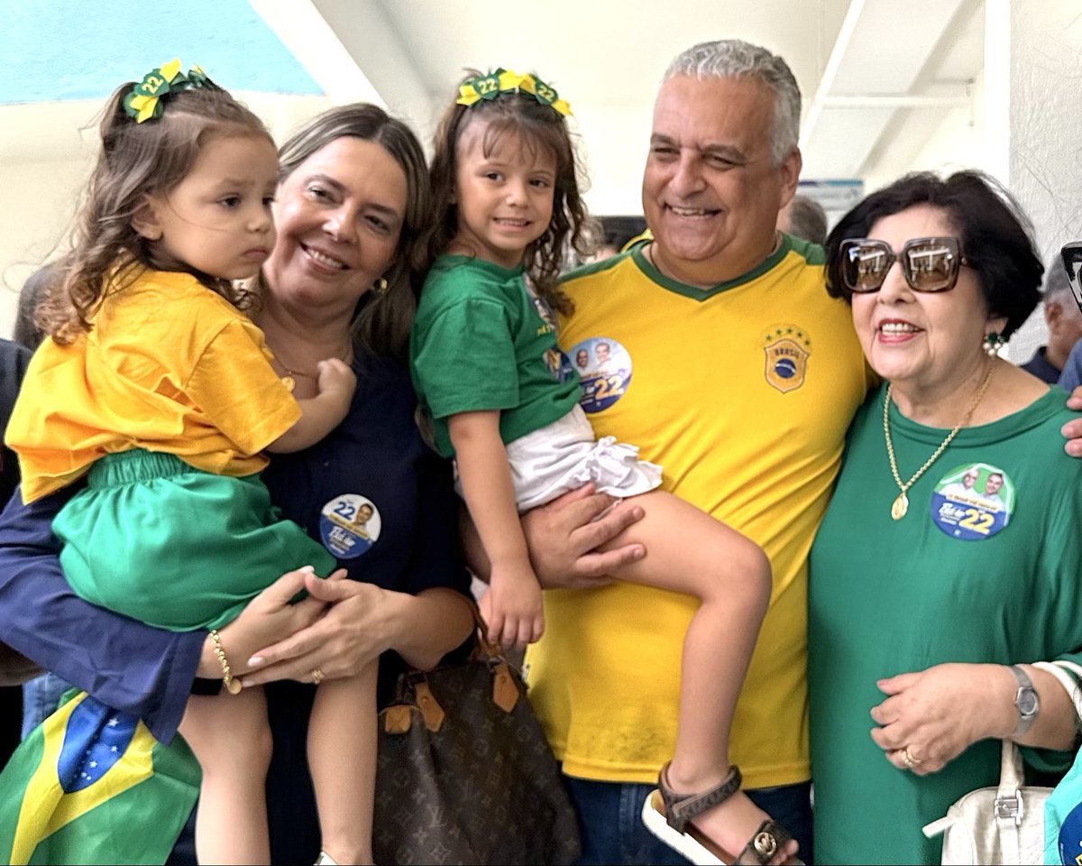 Alfredogaspar_'s tweet photo. Que Deus e Nossa Senhora intercedam pelo Brasil 🇧🇷 https://t.co/ajQB8Jhu0f