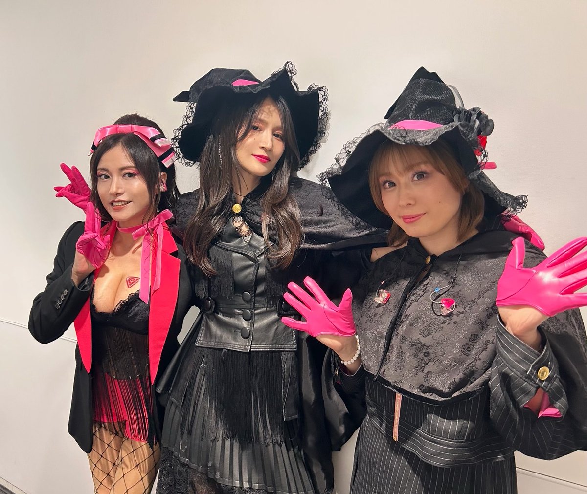 holy_kobayashi's tweet photo. ◎小林ゆうですなう。
 #ヒプマイ12thライブ
ぴあアリーナMM様での2DAYSありがとうございました！！
全ディビジョン揃ってのライブ感動でした！！
その中に中王ディビジョンの東方天乙統女役として参加させていただき感謝の気持ちでいっぱいです🥰
来年のライブも本当に楽しみです❣️
ヒプマイ大好き🫶 https://t.co/fykWWP2GtX