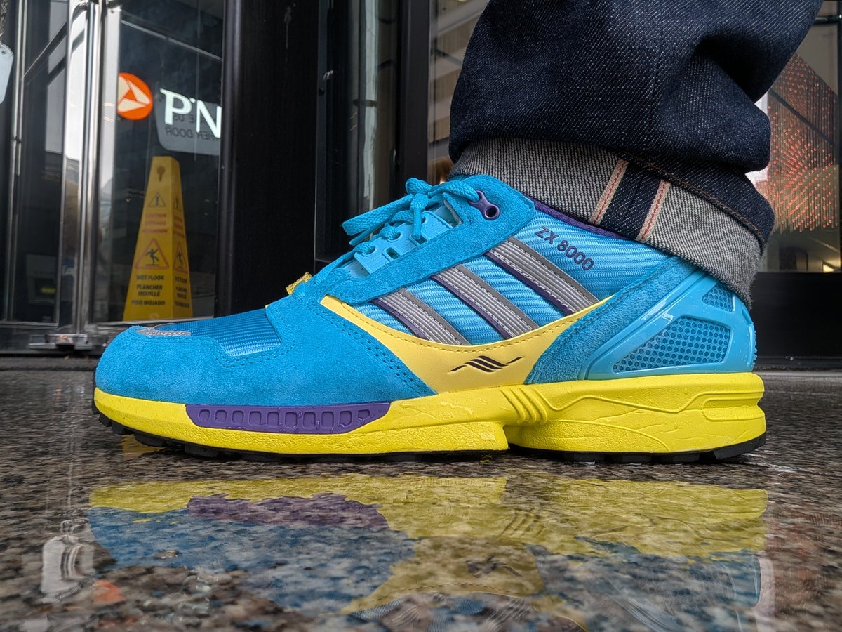 Sn3ak3r_Fr3ak3r's tweet photo. #WDYWT #UnDS Adidas ZX8000 Consortium 'Blue Glow' #Adidas #Consortium #ZX8000 https://t.co/Nj1ohhtfql