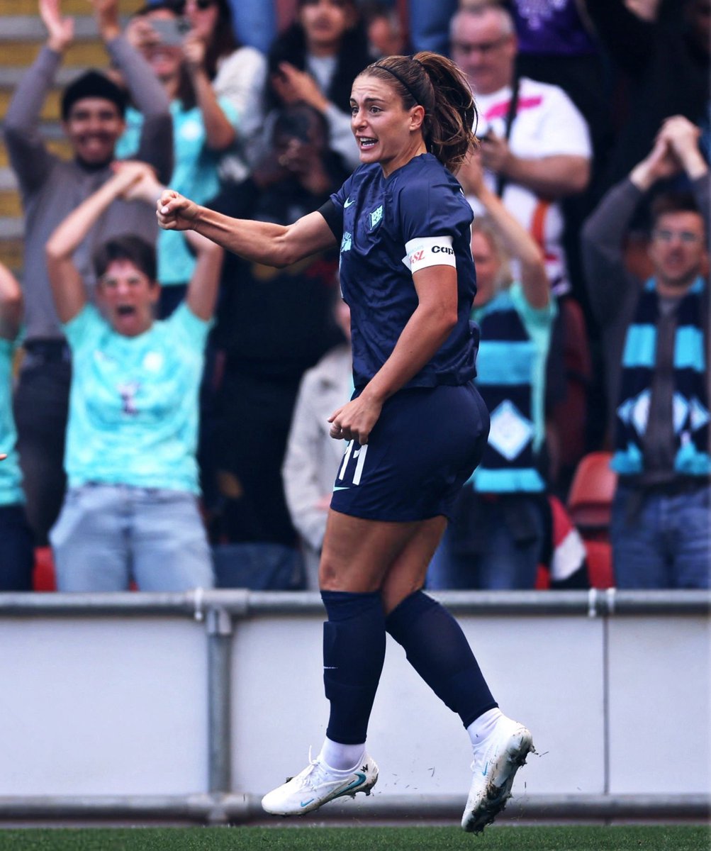 alexiarare's tweet photo. Still getting used to english football and Alexia Putellas is already in the WSL top 4 goalscorers list. 📈⚽ https://t.co/MfNcF6OteI