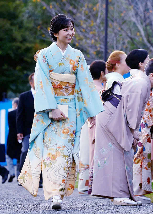 harukaawake's tweet photo. 🇯🇵 Many people often forget that Japan has an imperial family. Most of us Japanese don't talk much about them out of respect.

Despite this, we all love Princess Kako of Akishino. She is so perfectly elegant. https://t.co/1tdp39GXqU