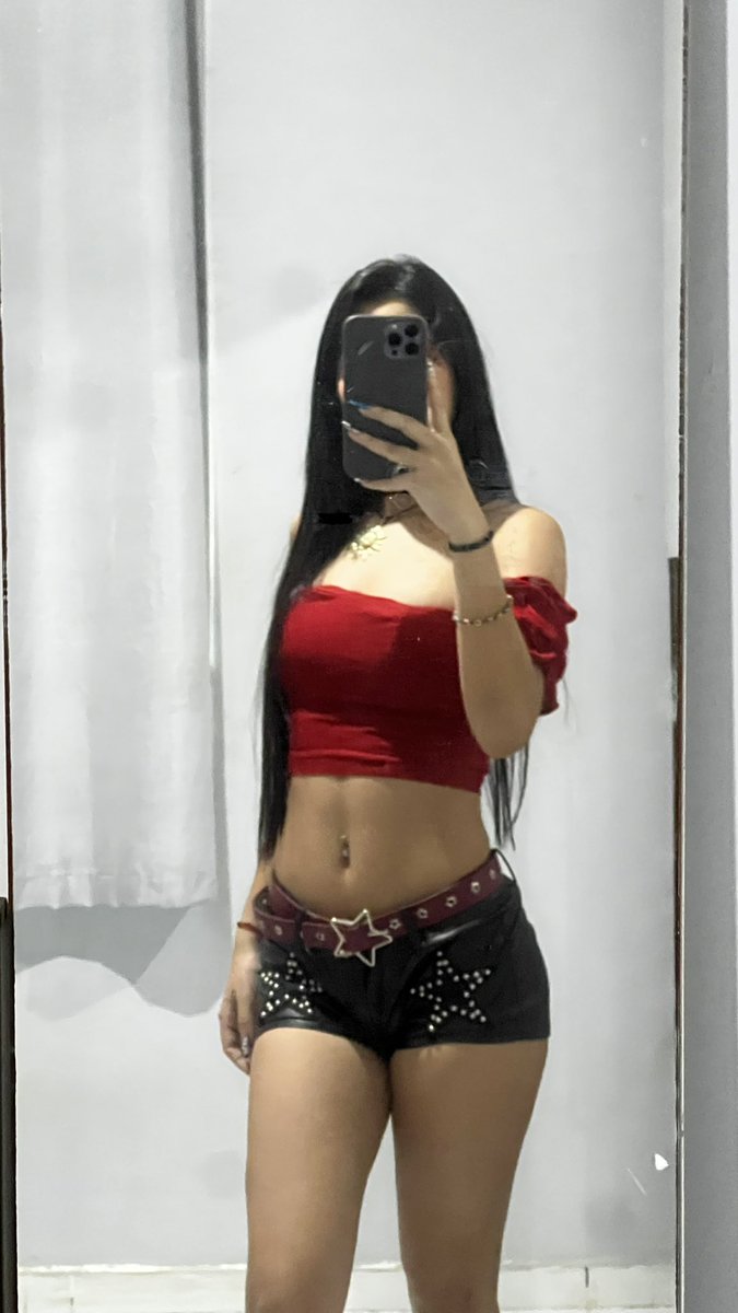 feelslikebummer's tweet photo. abençoando a tl de vocês pq meu arcano é a estela e ima motherfucker stargirl 🌠 https://t.co/vKEL7Auuvz