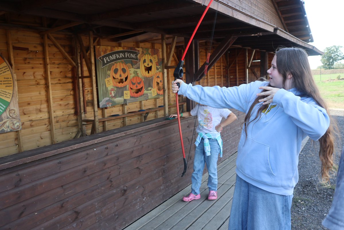 Jupiter_Hadley's tweet photo. (Ad/gifted) We went along to the Pumpkin Village at Marsh Farm today! #pumpkinpatch #pumpkin #spookyseason https://t.co/vuGuwacRK8