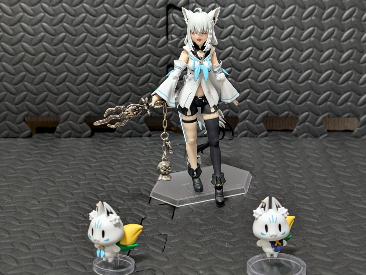 555gh4's tweet photo. これでfigmaフブちゃんの斬魄刀シリーズが4に………………

#絵フブキ
#figma
#白上フブキ生誕2026
#すこん部 https://t.co/YmqJTmtJwG