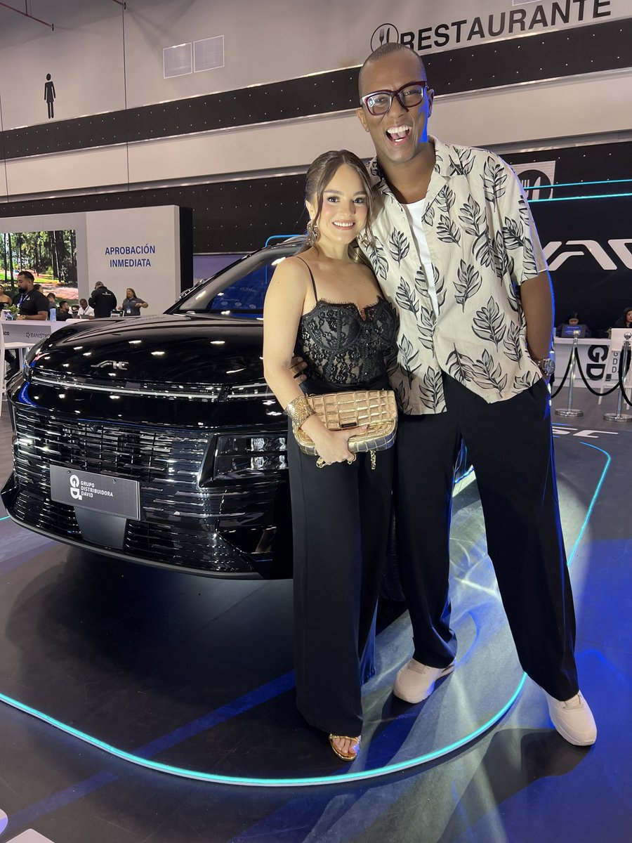 frobinsonpty's tweet photo. Anoche en el Panamá Motor Show me enamoré de una auto……. Si tienes un presupuesto limitado, también buscas que tu carro te dé tranquilidad: 8 airbags, 5 años/100 mil km de garantía, taller certificado, repuestos con hub en Colón, 670 L de espacio y Android Auto/CarPlay. La JAC JS6 apuesta por eso ve hoy a verlo 🚗