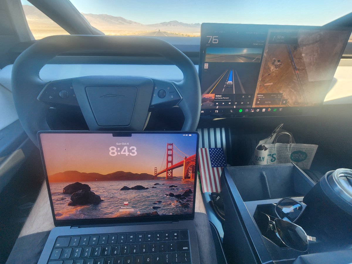 mikeg0's tweet photo. macOS Golden Gate was a subtle hint from the universe to head out west.  #sftechweek #sffleetweek here I come!! https://t.co/4VtrbG8MOU