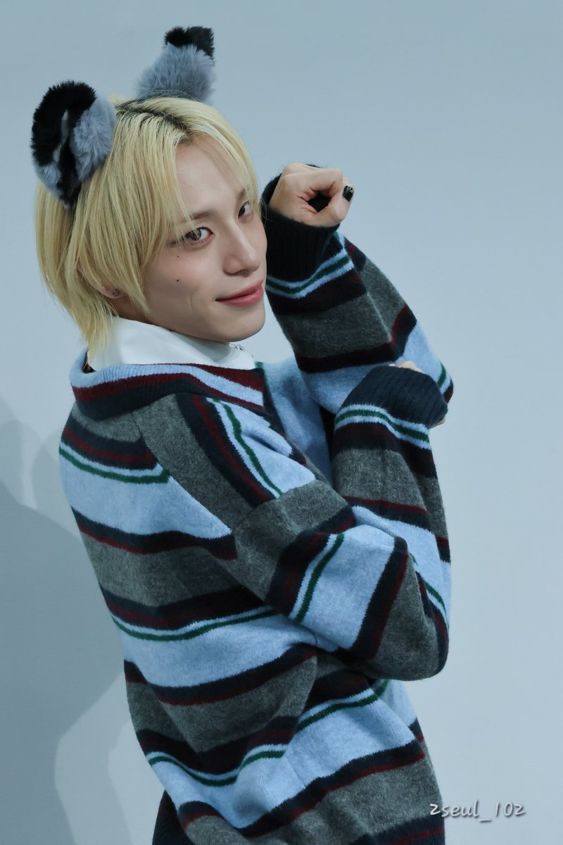 2seul_102's tweet photo. 261004 애플뮤직

강아지

#XLOV #xlov #HARU 
#엑스러브 #하루 https://t.co/AZPMB0TnTo