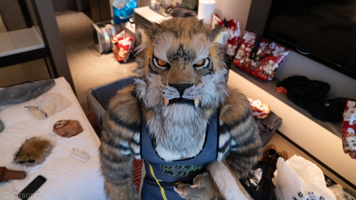 Neo_Orson's tweet photo. #FursuitFriday https://t.co/5FYtLRlv5w