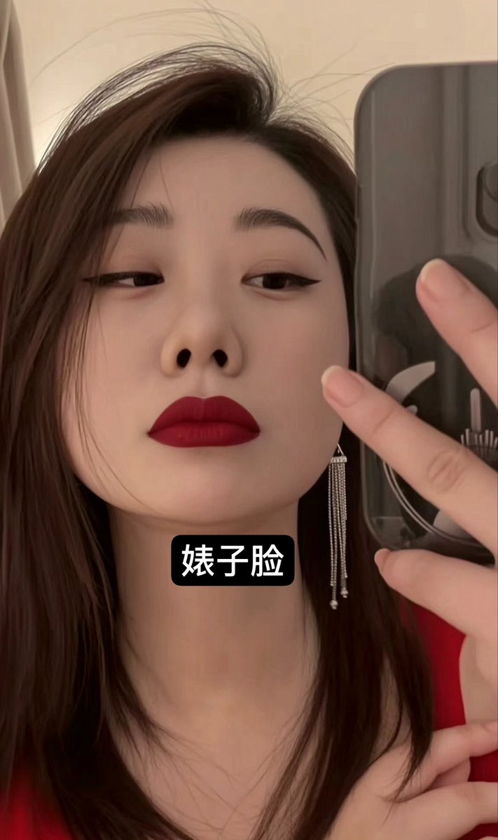 rourou00520's tweet photo. 男爹对着我这头母猪母驴的浓妆婊子大油脸射精，拉屎撒尿。 https://t.co/edx6GSIwA2