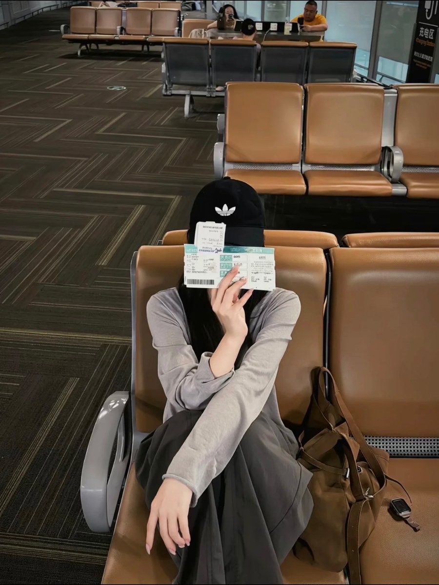 noorielova tweet picture