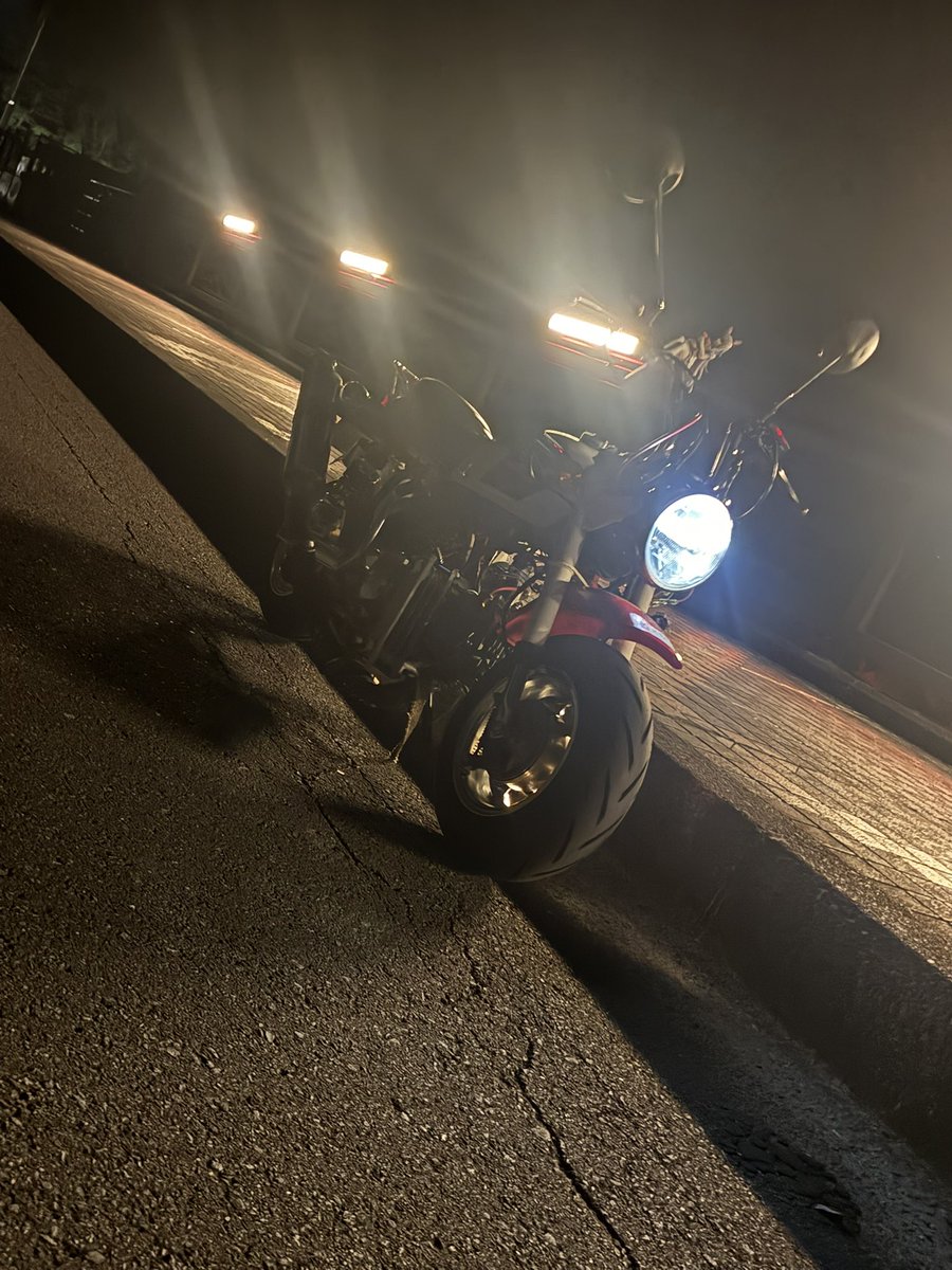 Daichki_313's tweet photo. もう夜バイクで走るとクソ寒くなっちゃった https://t.co/dpjLtJplA8