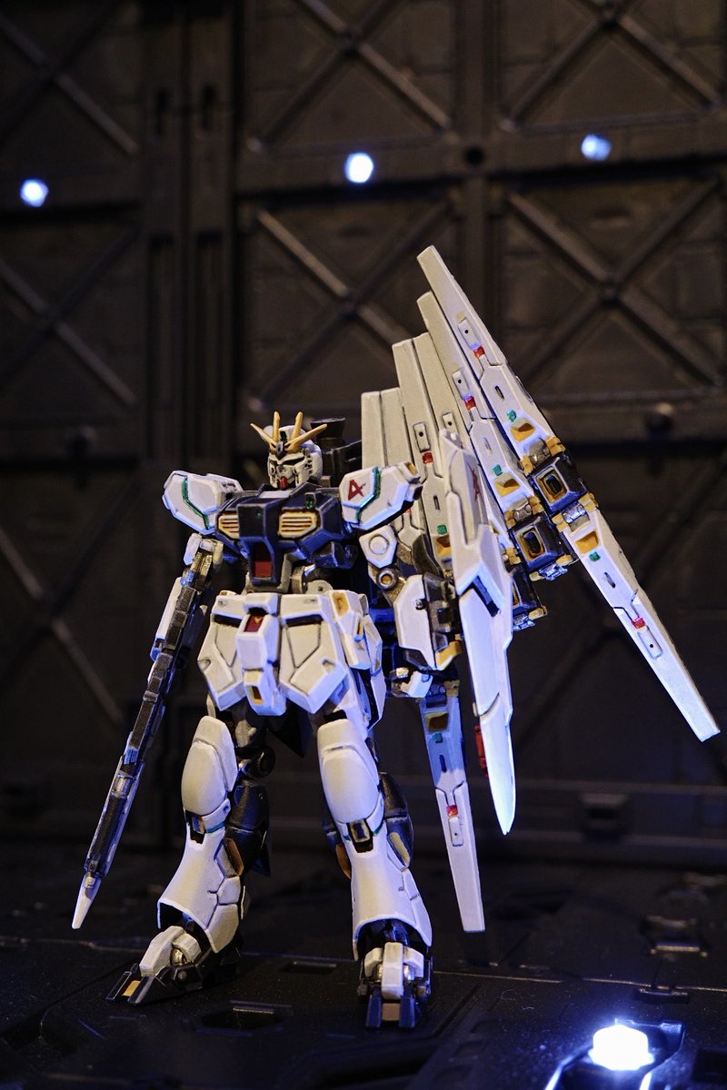 yonhup's tweet photo. バズってるけど宣伝することないので、去年始めた趣味のプラモデルでも載せておきます　褒めてね https://t.co/H2zA8VF1If