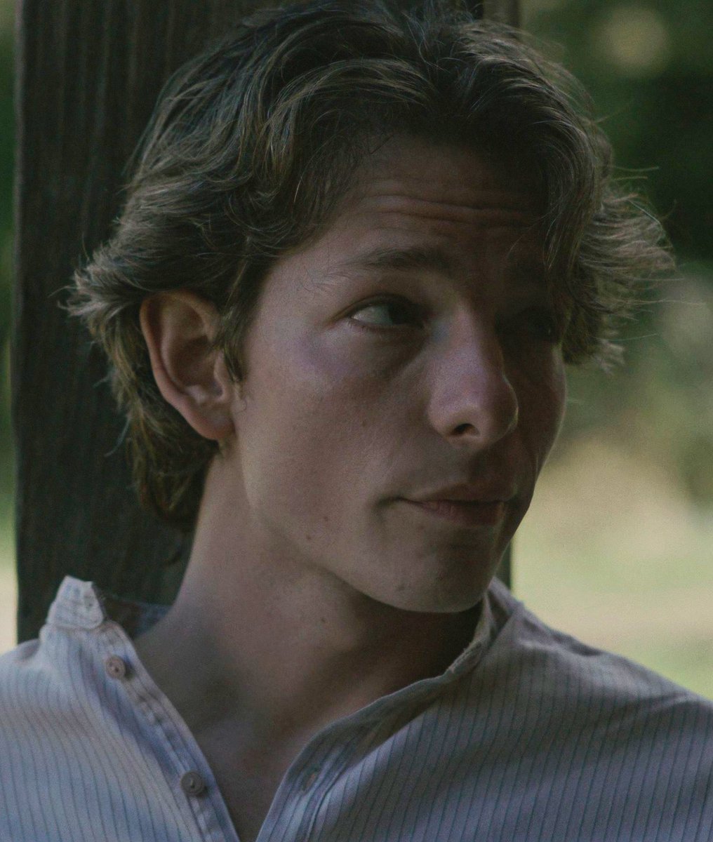 louiology's tweet photo. big fan of mike faist hair length in east of eden https://t.co/Wgj25Es1TQ