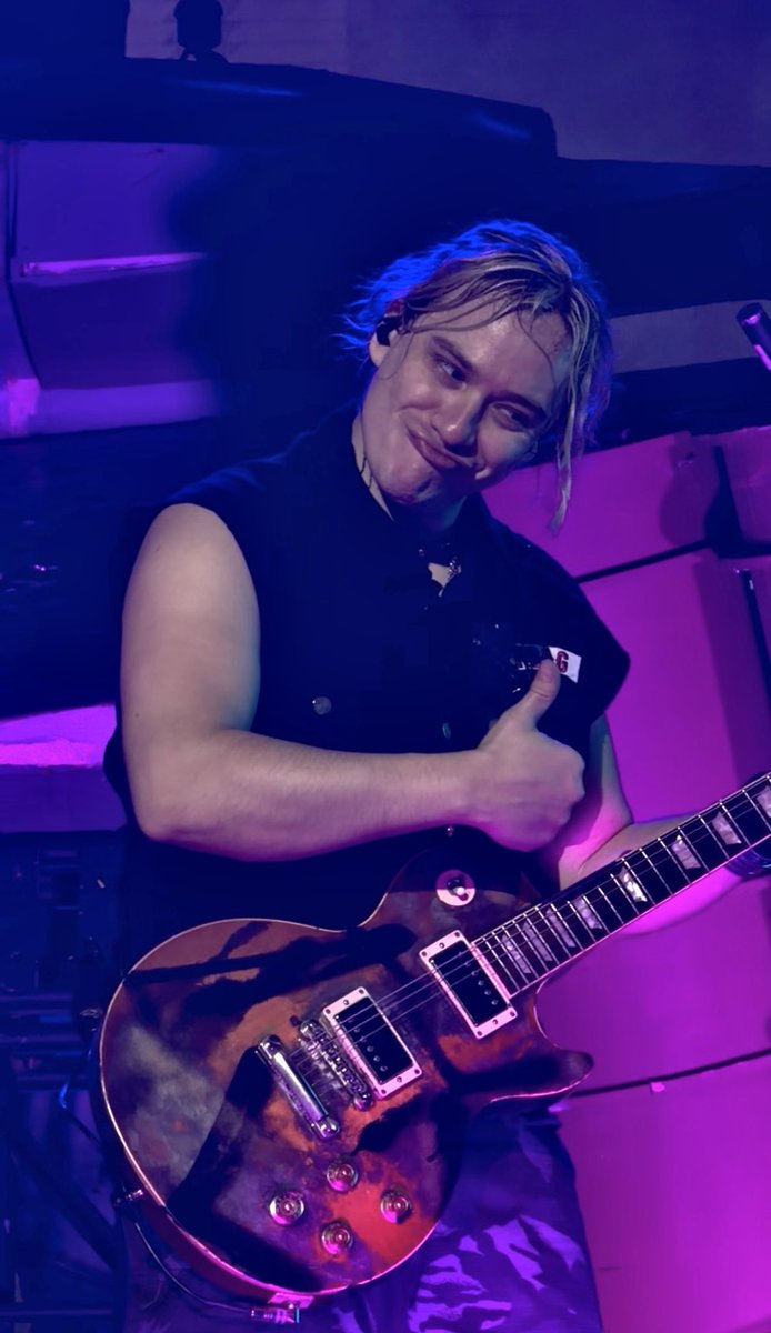 cataerbakera's tweet photo. guido como estuvo rocksario? https://t.co/AHSBGllIsY
