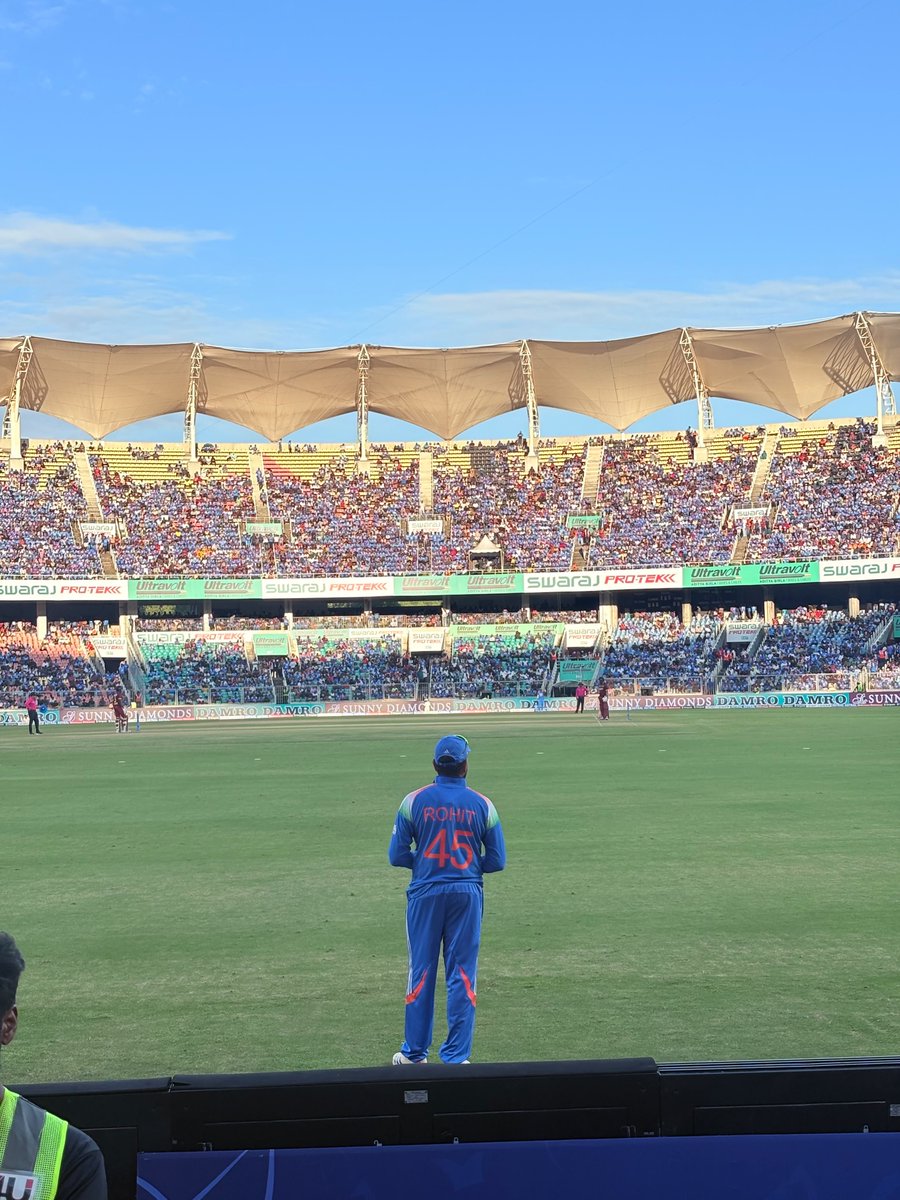 rajiuhm's tweet photo. RO SUPERHIT SHARMA❤️

#HITMAN #RO https://t.co/CgjhT6zxjB
