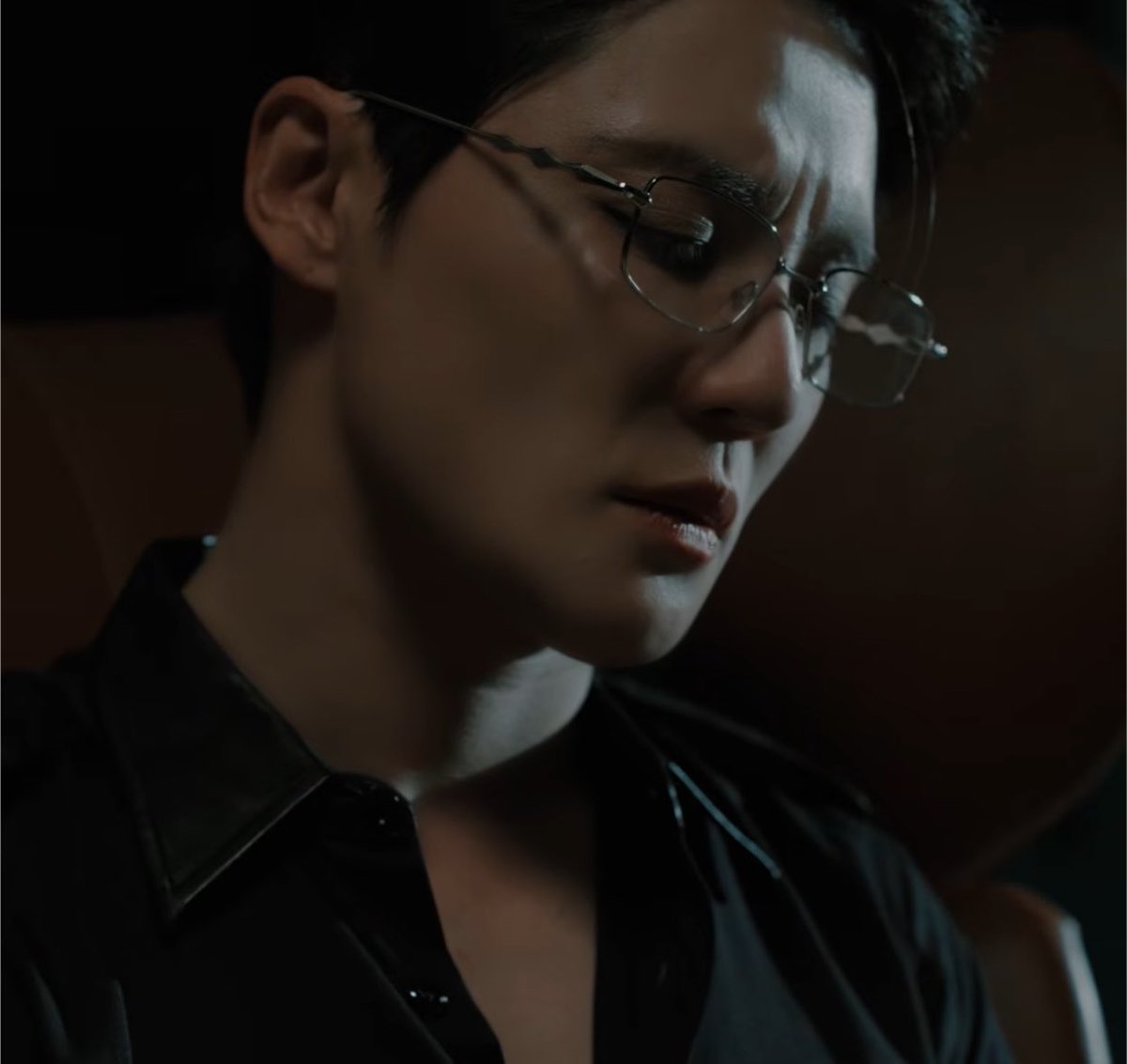 xiahmpreg's tweet photo. the matching glasses…. only means one thing in korea https://t.co/tQ05ehL5E2