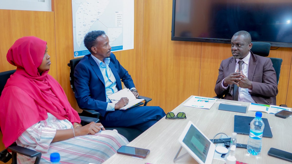 WHOSom's tweet photo. The discussion focused on ways @WHOSom and @sihrsomalia can deepen collaboration in health research, focusing on evidence generation &amp; use, integrated governance for health research, and building the research ecosystem with government institutions at national and state levels. https://t.co/jfaGJQpGAj