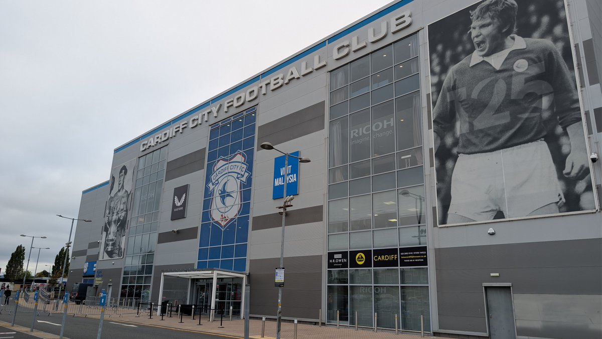 travis_collier1's tweet photo. 🏴󠁧󠁢󠁷󠁬󠁳󠁿 MATCH DAY 🇩🇰 https://t.co/nkR5eYZdsU