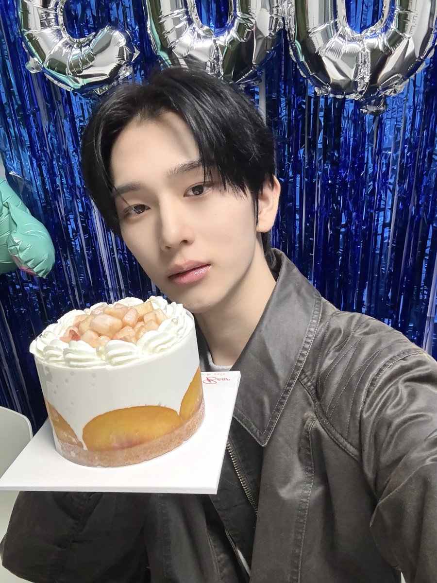 the_EPEX's tweet photo. [🎁]
감동 가득한 제니스의 축하와 사랑🎂💞
백승이의 10월은 제니스로 채워질 거예요💝

#EPEX #이펙스 #BAEKSEUNG #백승
#백승으로_채워갈_10월의_순간들
#Oct_Moments_with_BAEKSEUNG https://t.co/NpA8iUsY3u