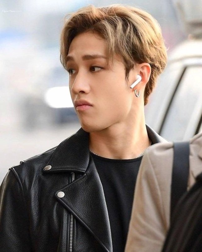 haraalvi's tweet photo. when bang chan makes a face like this https://t.co/yDAje2mtbp