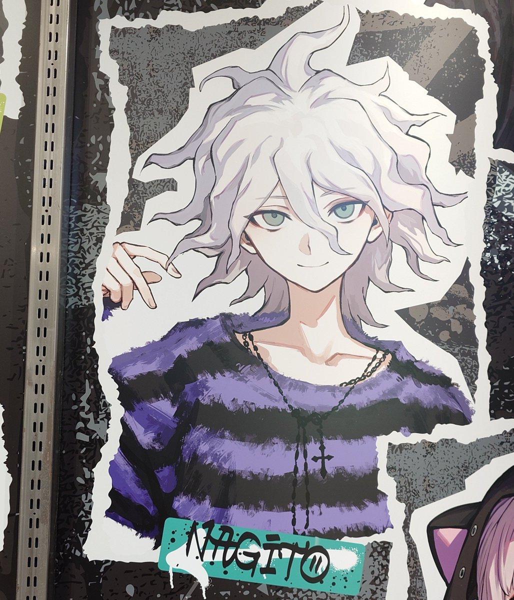 eiri_1216's tweet photo. 箔押しとかホロっていままで引けた試しがほとんどないんですけど、今回なんと12枚中4枚も引けた…！
しかも推しが2枚😭✨

フォトカード、特に箔押しが一番欲しかったまであるから、自引きお迎えできたのほんとに嬉しいし、交換でも少し増えるからほんとよかった😭✨ https://t.co/k4NeDZNMXq