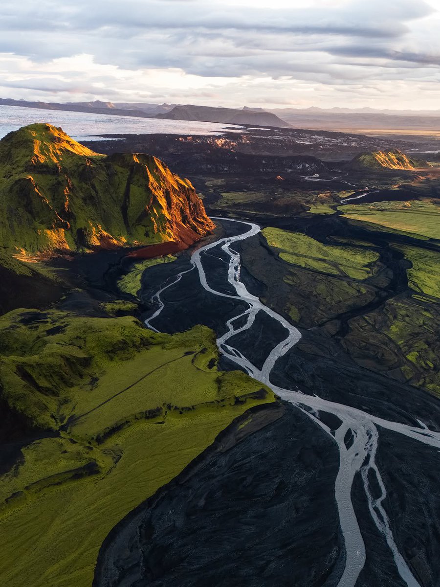 flower6260's tweet photo. Iceland https://t.co/FvTqS3CtKs