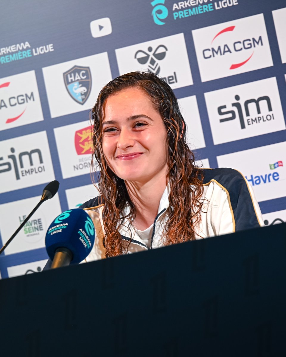 hacfem's tweet photo. #HACUSSM : les réactions d'après-match 💬
→ https://t.co/ucg6Ni4o6D
🎙️ Thaïs Gallais et Maxime Di Liberto https://t.co/krFoU9KF6L