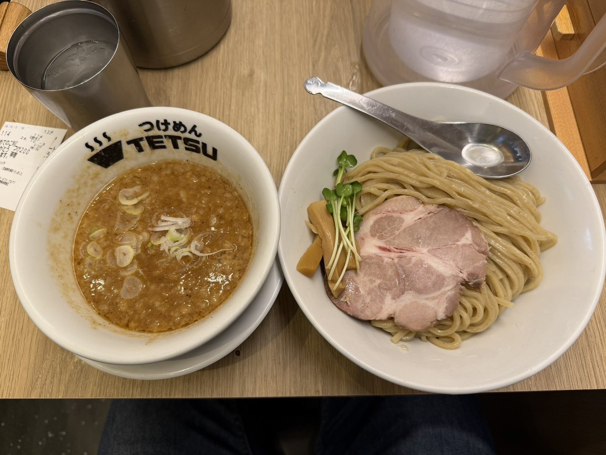 JADE_5116's tweet photo. ２日でラーメン3回食べた奴 https://t.co/TQz8TFt25W