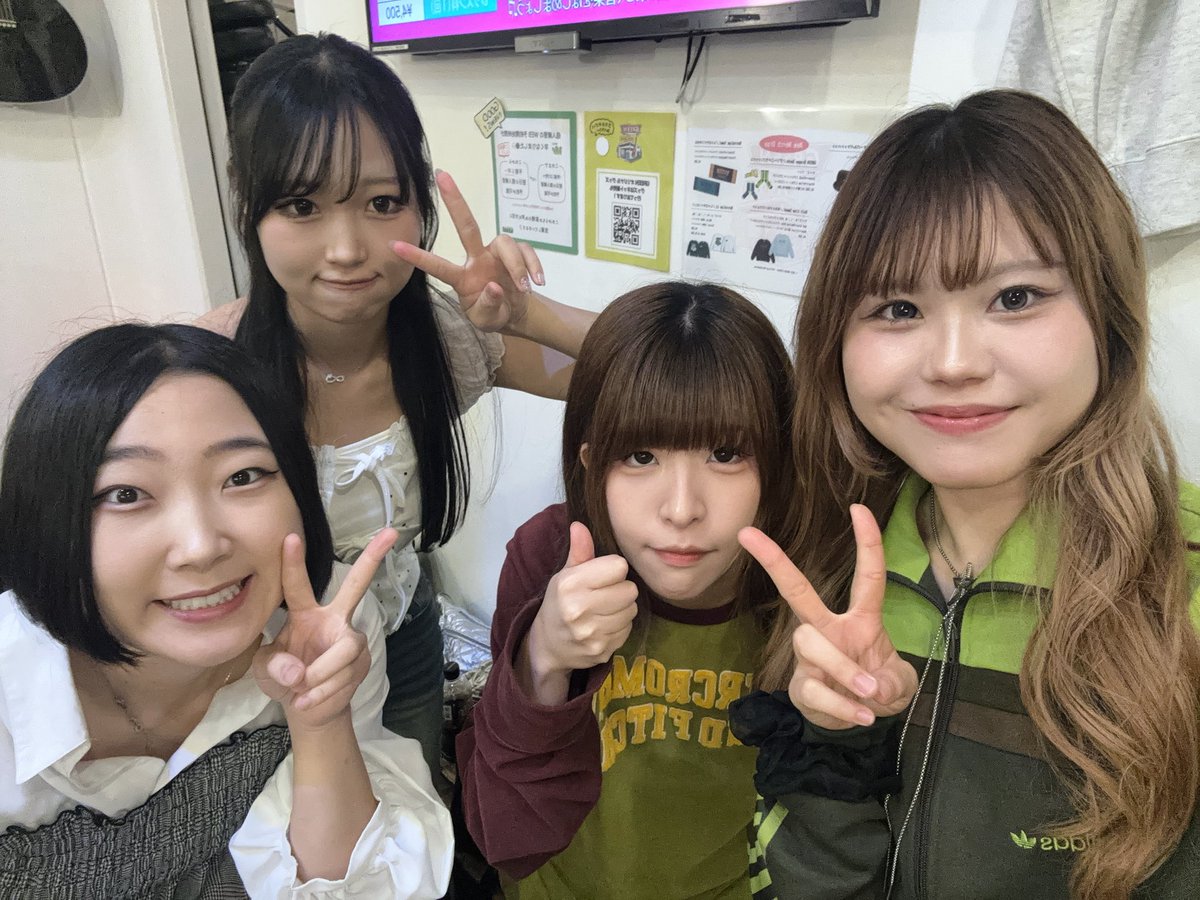spree_gal_'s tweet photo. 2026.10.04
🌳Osaka Acoload 2026🌳

ご来場ありがとうございました！

FootRock&amp;BEERSにて
スプリーガルでした🪩❣️

12/15(火)布施Kirunaにて自主企画(ワンマン&amp;パーティー)開催決定！！🎉
お取り置きはDMまで✉︎✉︎ https://t.co/1pSGzq73Bg