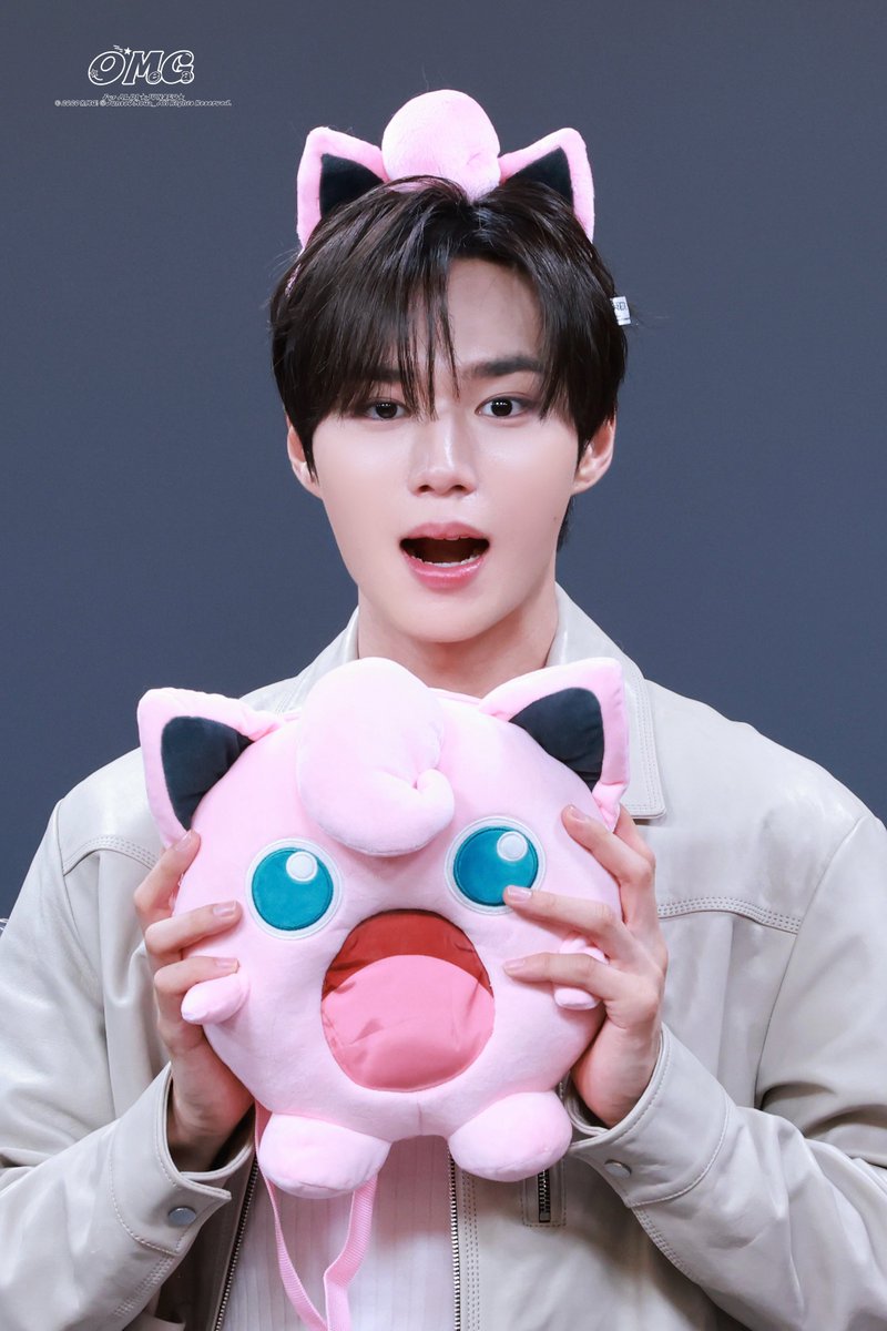 JunseOMeGa_'s tweet photo. 261004 뮤직플랜트

#준서 #김준서 #JUNSEO #ジュンソ　
#알파드라이브원 #알디원 #ALD1 #ALPHADRIVEONE https://t.co/ZEINXI54Ls