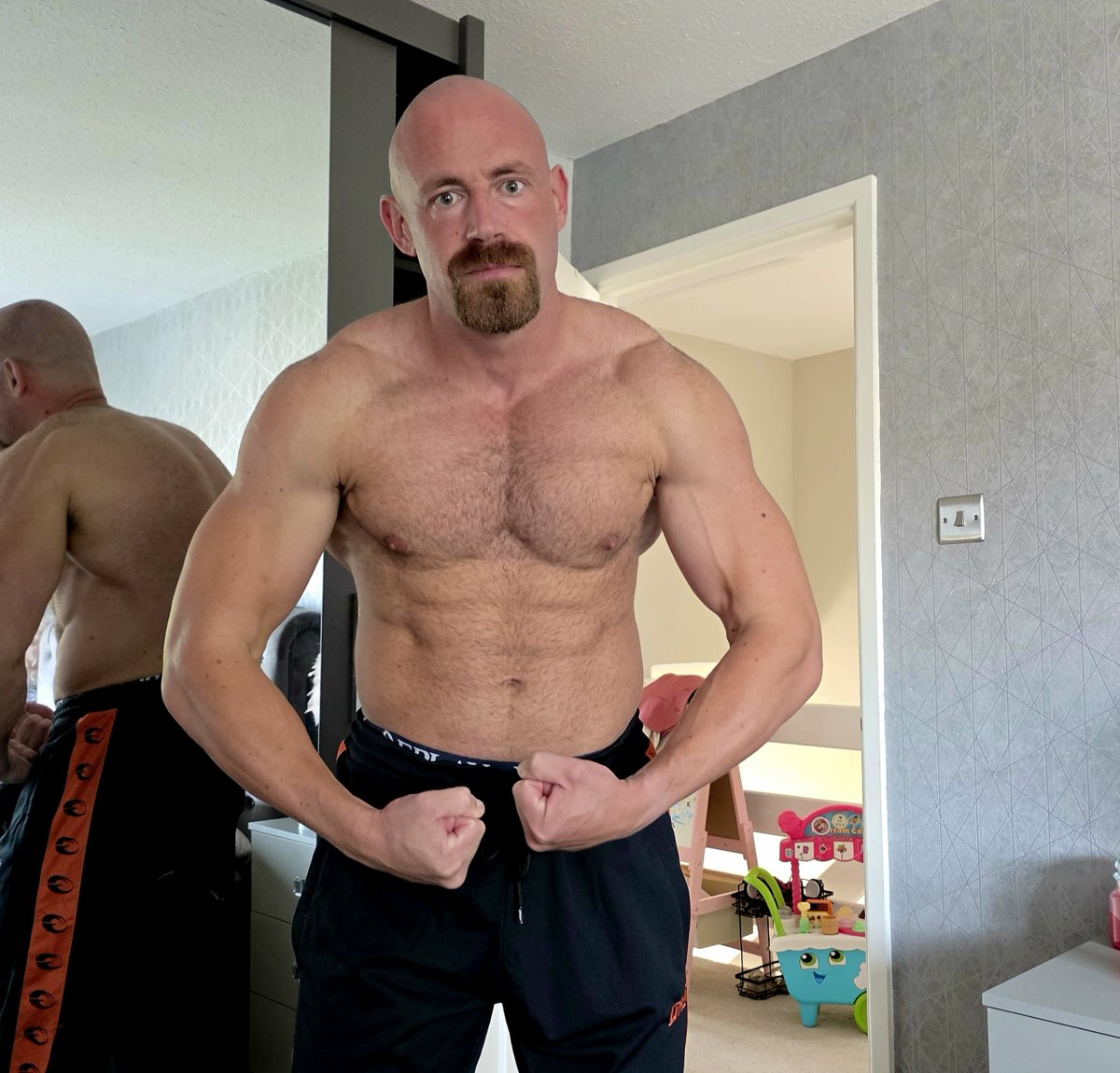 Tommy_Stag's tweet photo. Sunday Training Done...your Master needs more protein powder 🔥💪

Get it replenished
https://t.co/fxu63gR7T8 https://t.co/hlluNg1n3R