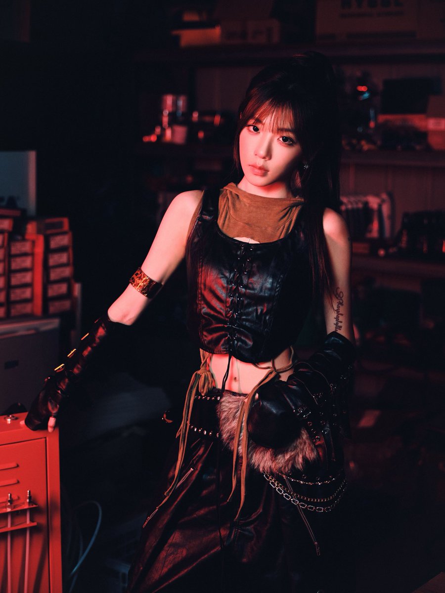 QiaoYiyu_2818's tweet photo. 261004｜QiaoYiyu Weibo Update

🙋‍♀️报告！今天不修车，修的是“心跳”

#QIAOYIYU #乔一鱼 https://t.co/2XJtnNdWHn
