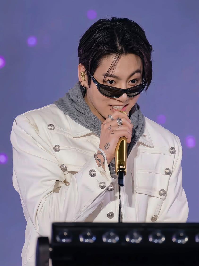 97Jungukk's tweet photo. https://t.co/gtsZIXi9wU