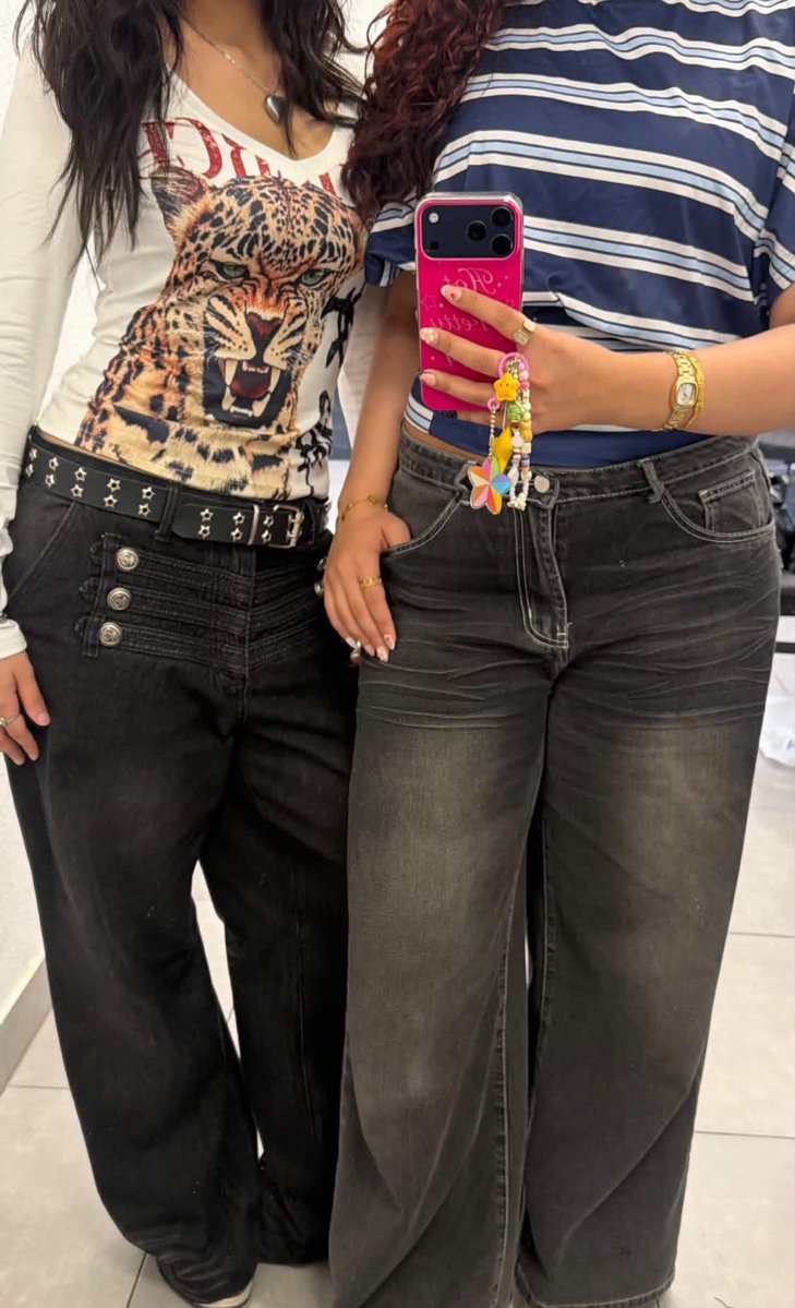 __uil1l's tweet photo. #OOTD https://t.co/g1iYNEwLSF