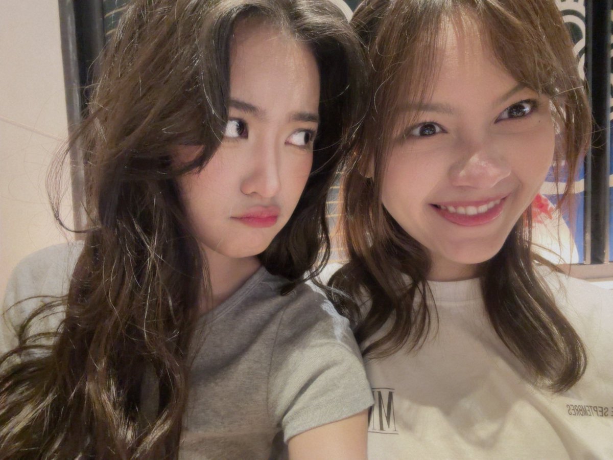 Greesel_JKT48's tweet photo. @Nachia_JKT48 https://t.co/Kyx17RUM3a