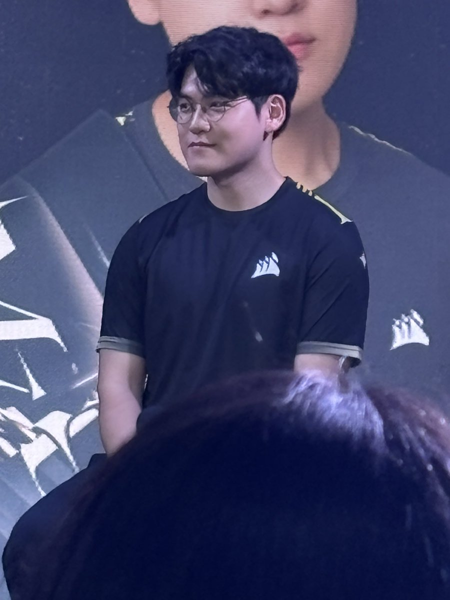 gumgum_yusi's tweet photo. 울고싶다              너무좋아서 https://t.co/kcnim0itoM